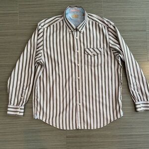Like new condition Men’s Tommy Bahama Long Sleeve Shirt Size XL